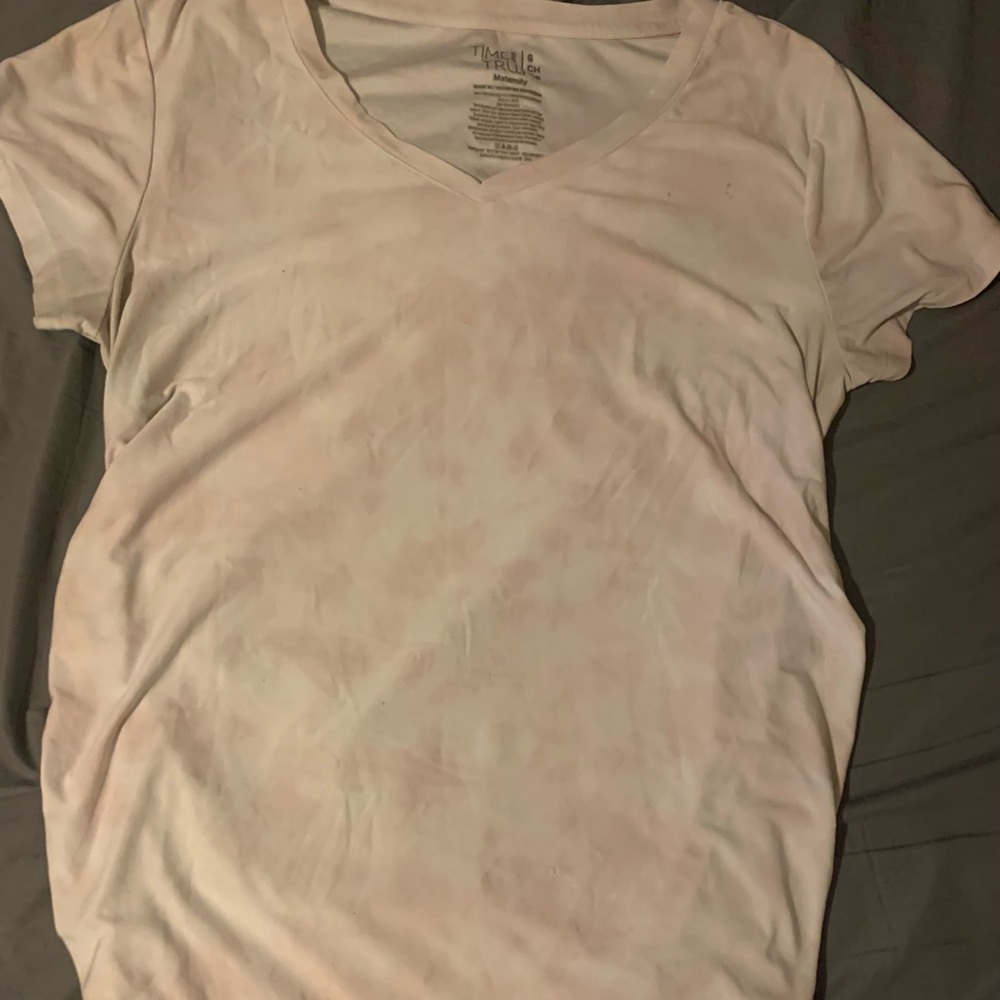 (SOLD) Light pink tie-dye maternity shirt !